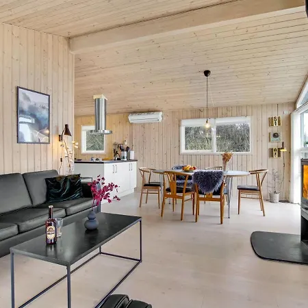 Holiday home Idalia - 125m From The Sea In Nw Jutland By Interhome Hjorring