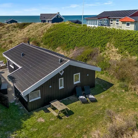 Holiday home Idalia - 125m From The Sea In Nw Jutland By Interhome