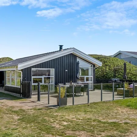 Holiday home Idalia - 125m From The Sea In Nw Jutland By Interhome